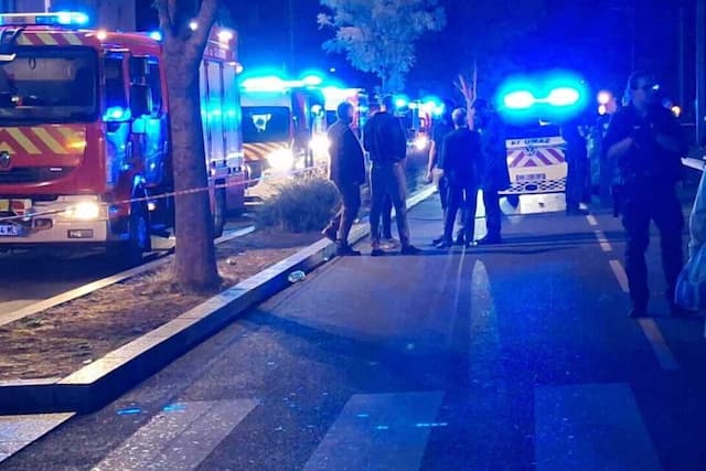 A tragedy took place this Wednesday, August 26, 2026 around 10:15 p.m. in front of Caen station: a car hit pedestrians. Emergency services are on site.